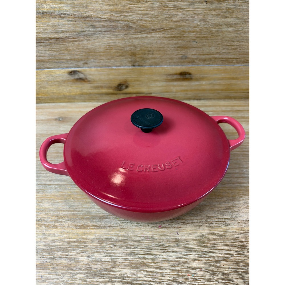 Le Creuset Red Enameled Cast Iron Braiser 2.25 Qt 22 France Domed Lid